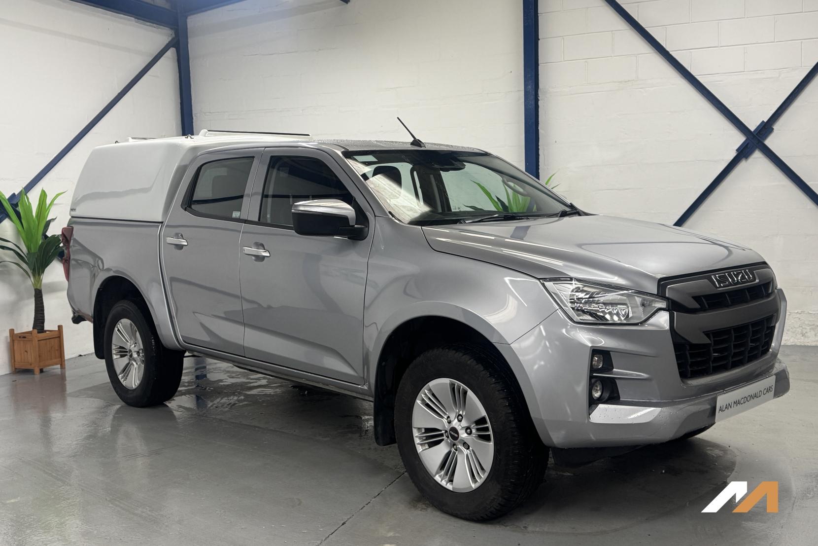 Isuzu D-Max 1.9 TD DL20 Pickup Double Cab 4dr Diesel Manual 4WD Euro 6 (s/s) (164 ps)