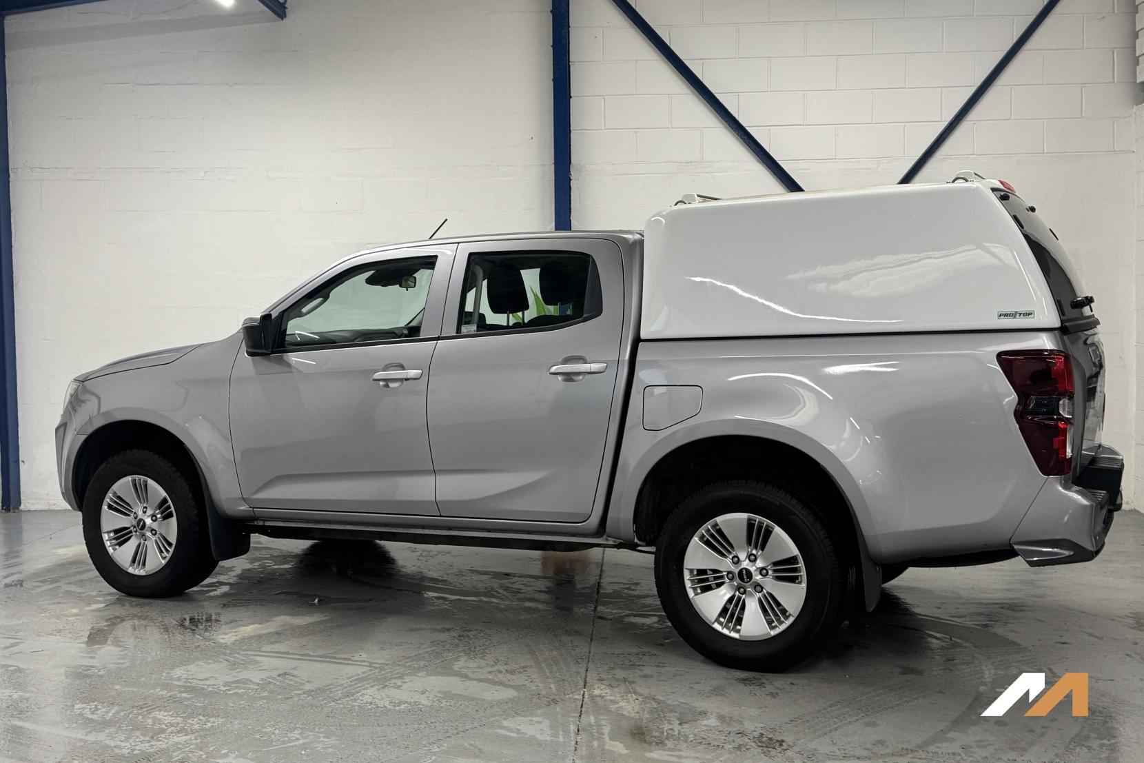 Isuzu D-Max 1.9 TD DL20 Pickup Double Cab 4dr Diesel Manual 4WD Euro 6 (s/s) (164 ps)