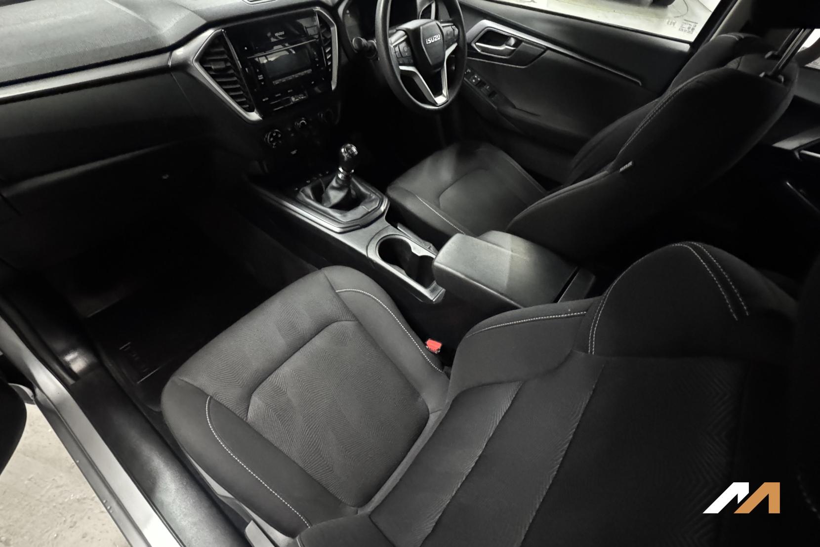 Isuzu D-Max 1.9 TD DL20 Pickup Double Cab 4dr Diesel Manual 4WD Euro 6 (s/s) (164 ps)