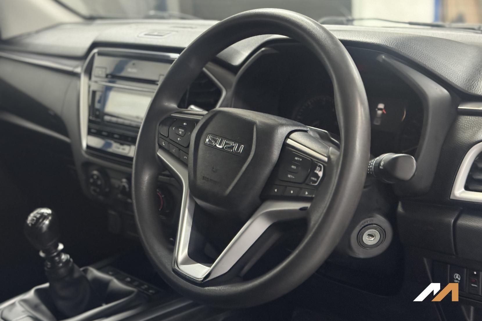 Isuzu D-Max 1.9 TD DL20 Pickup Double Cab 4dr Diesel Manual 4WD Euro 6 (s/s) (164 ps)