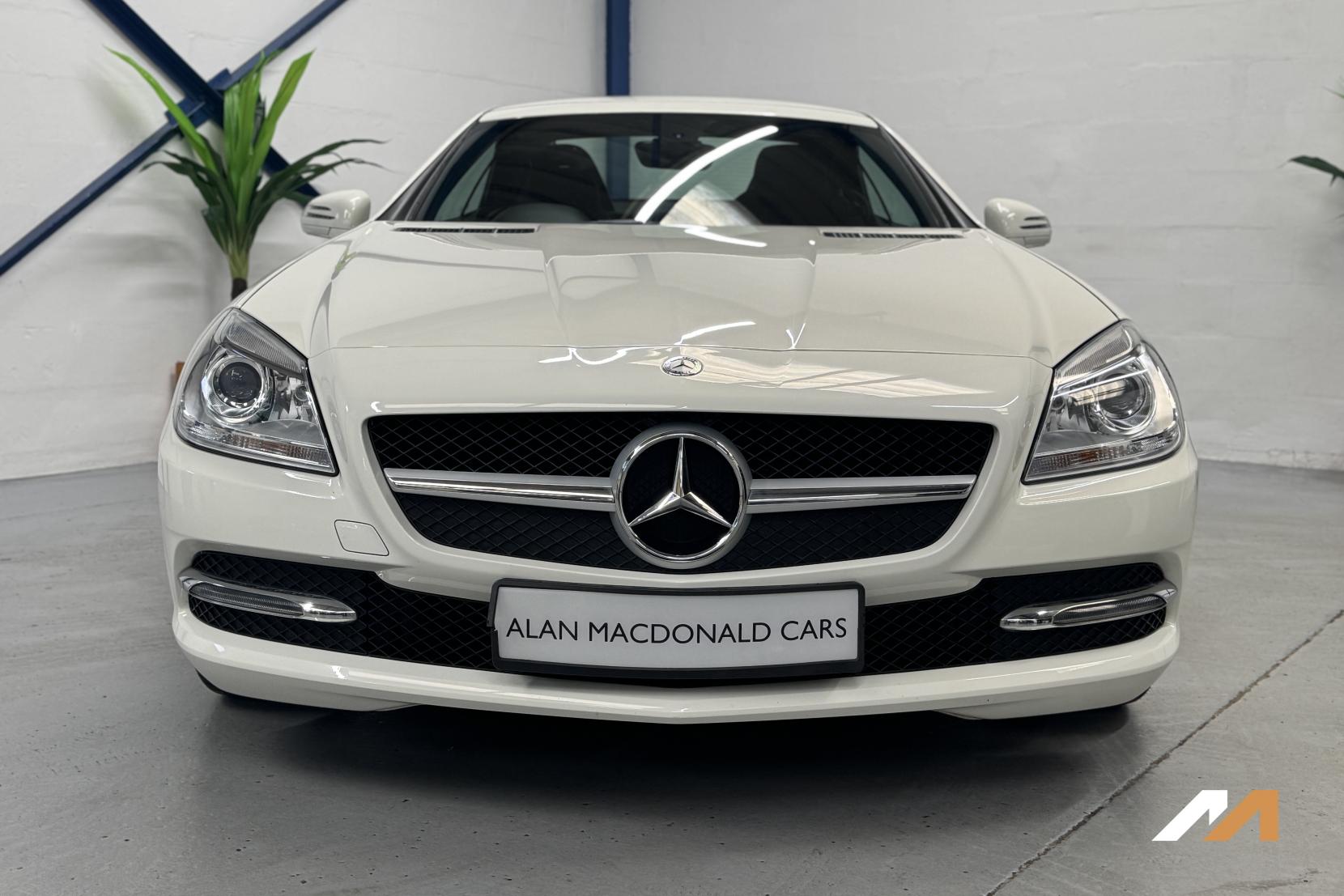 Mercedes-Benz SLK 2.1 SLK250 CDI BlueEfficiency Convertible 2dr Diesel G-Tronic+ Euro 5 (s/s) (204 ps)