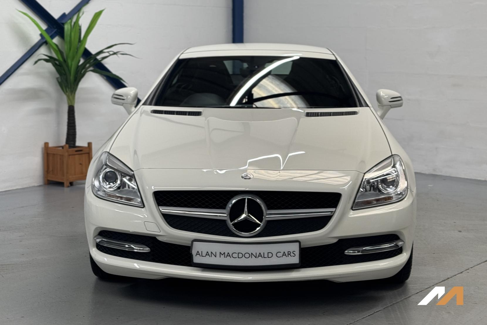 Mercedes-Benz SLK 2.1 SLK250 CDI BlueEfficiency Convertible 2dr Diesel G-Tronic+ Euro 5 (s/s) (204 ps)