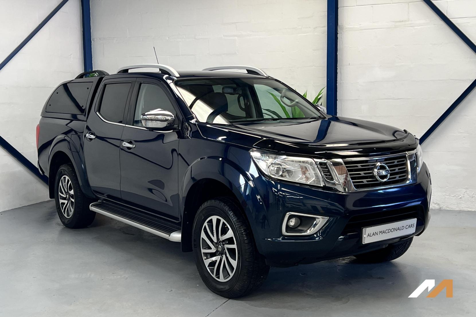 Nissan Navara 2.3 dCi Tekna Pickup 4dr Diesel Manual 4WD Euro 6 (s/s) (190 ps)