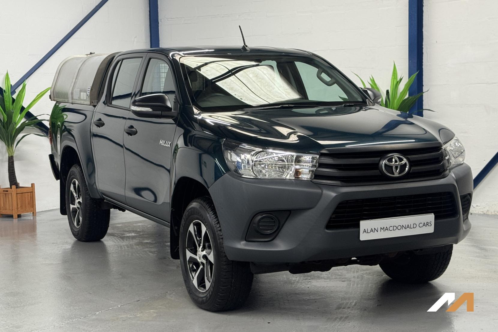 Toyota Hilux 2.4 D-4D Active Pickup Double Cab 4dr Diesel Manual 4WD Euro 6 (3.5t) (150 ps)