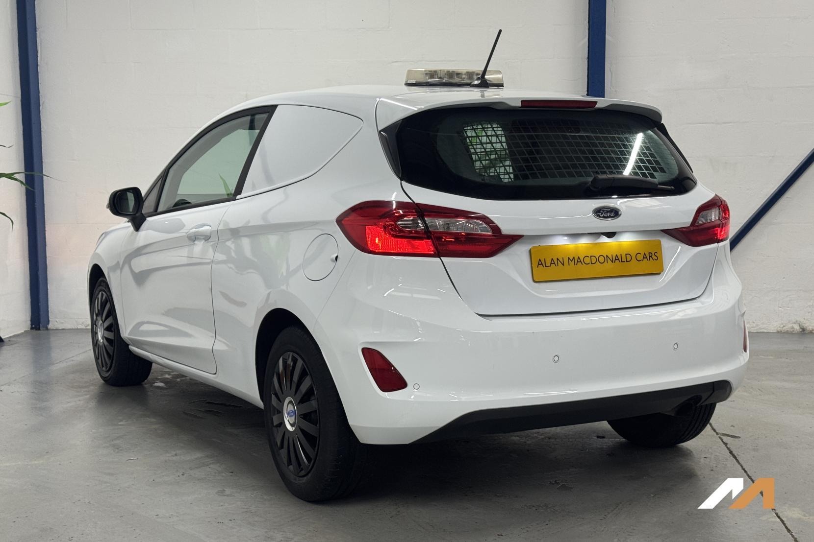 Ford Fiesta Van 1.5 TDCi Car Derived Van 3dr Diesel Manual Euro 6 (s/s) (85 ps)