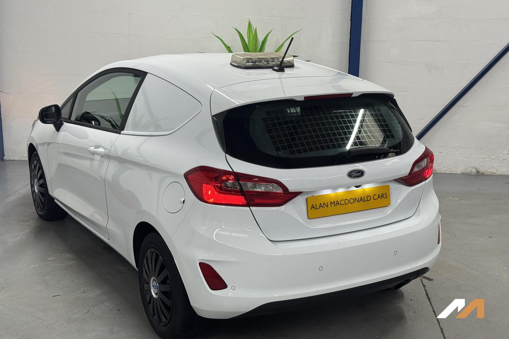 Ford Fiesta Van 1.5 TDCi Car Derived Van 3dr Diesel Manual Euro 6 (s/s) (85 ps)