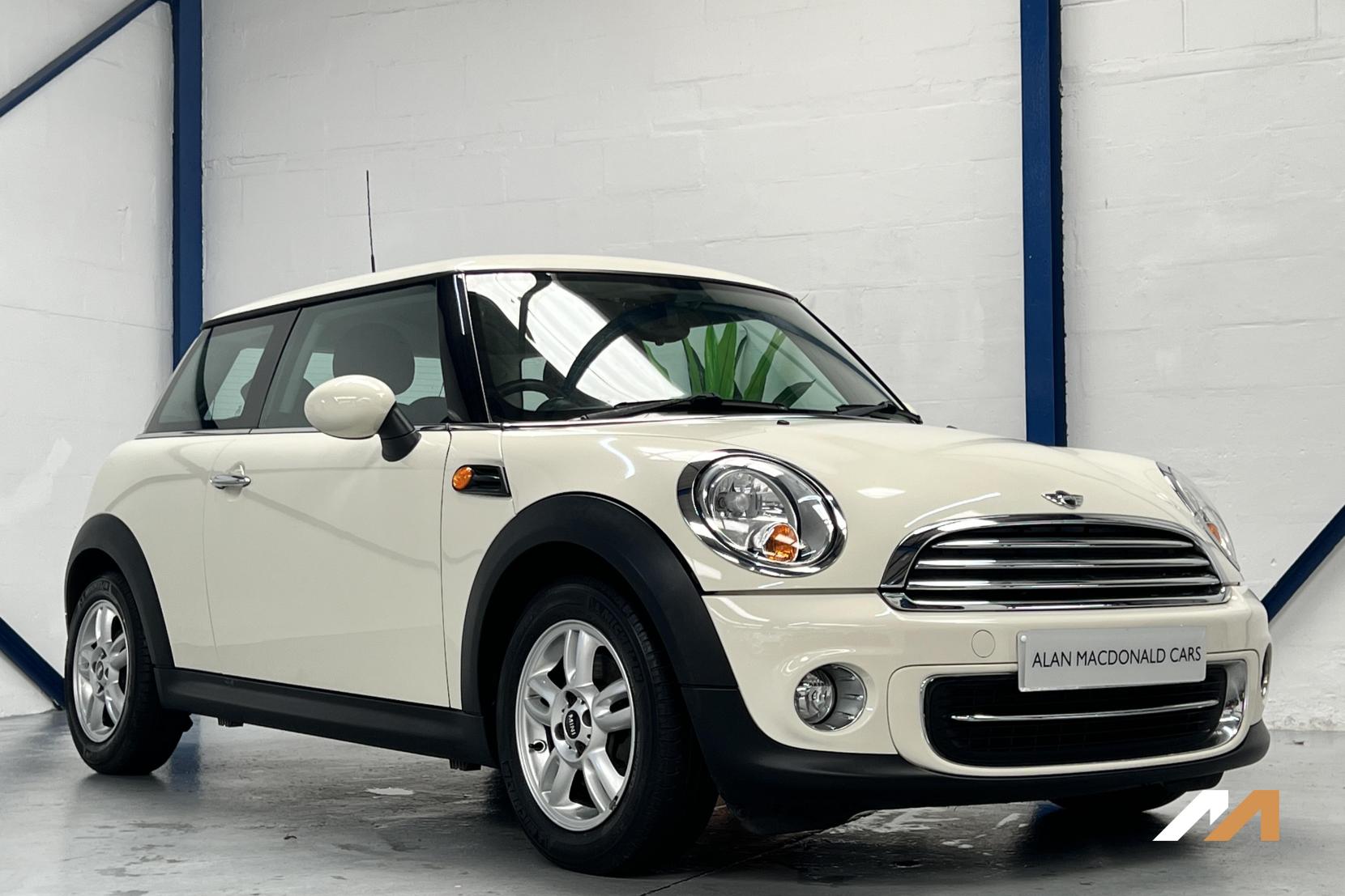 MINI Hatch 1.6 Cooper Hatchback 3dr Petrol Manual Euro 5 (s/s) (122 ps)