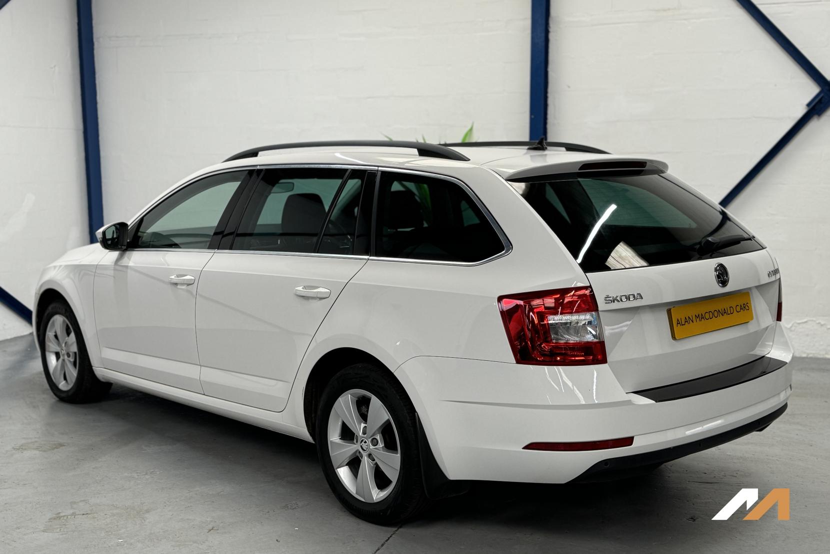 Skoda Octavia 1.6 TDI SE Technology Estate 5dr Diesel Manual Euro 6 (s/s) (115 ps)