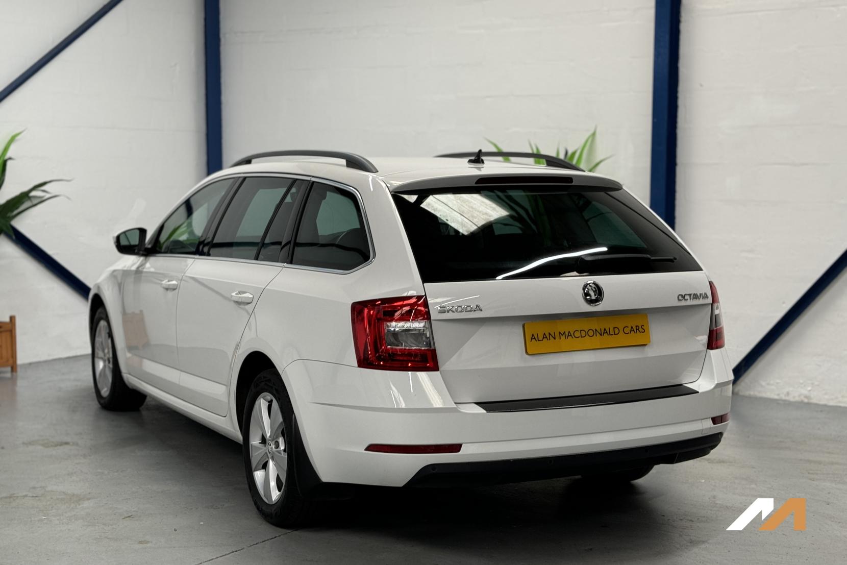 Skoda Octavia 1.6 TDI SE Technology Estate 5dr Diesel Manual Euro 6 (s/s) (115 ps)