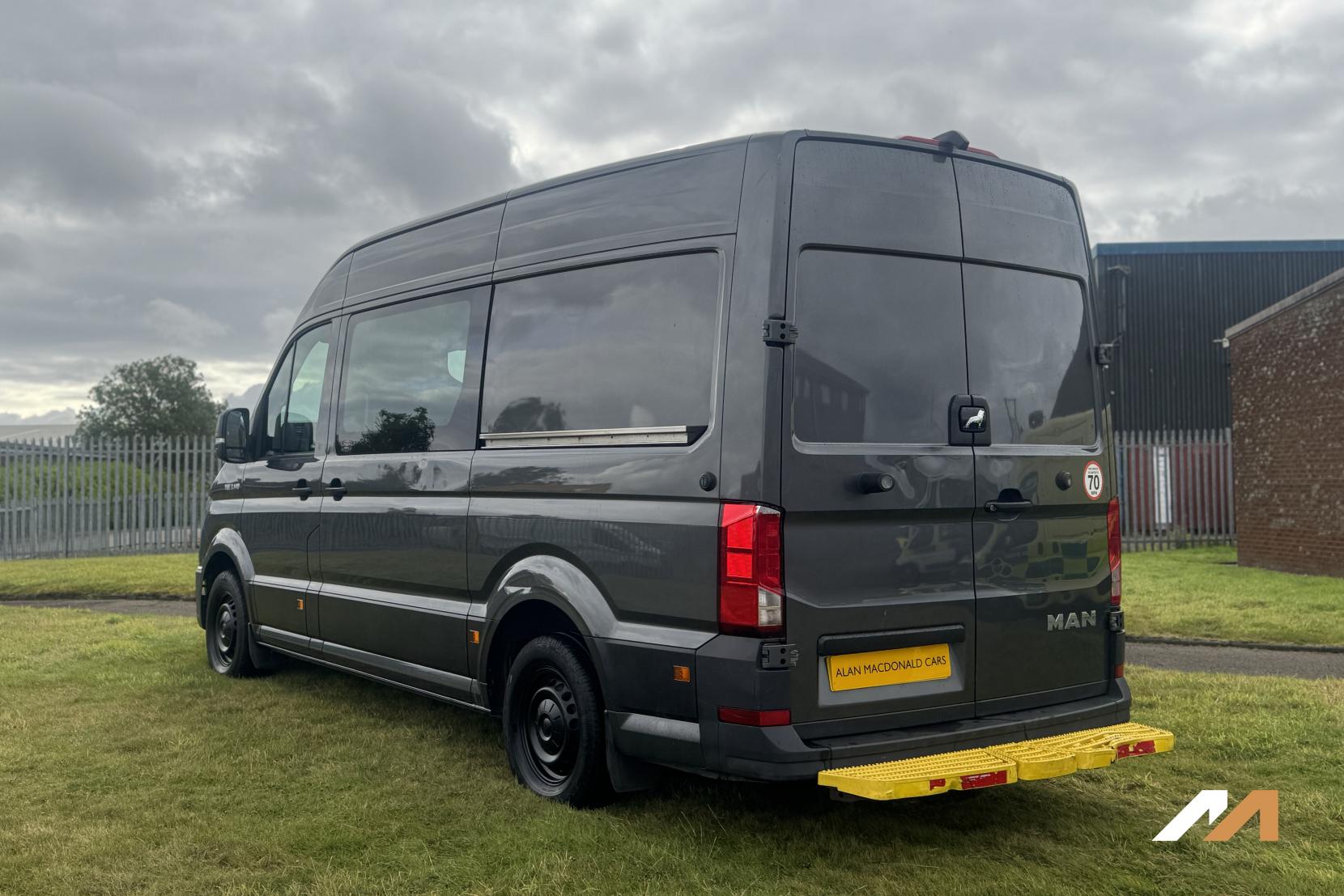 MAN TGE 2.0 3140d Panel Van 5dr Diesel Manual RWD Standard Medium Roof Euro 6 (s/s) (140 ps)