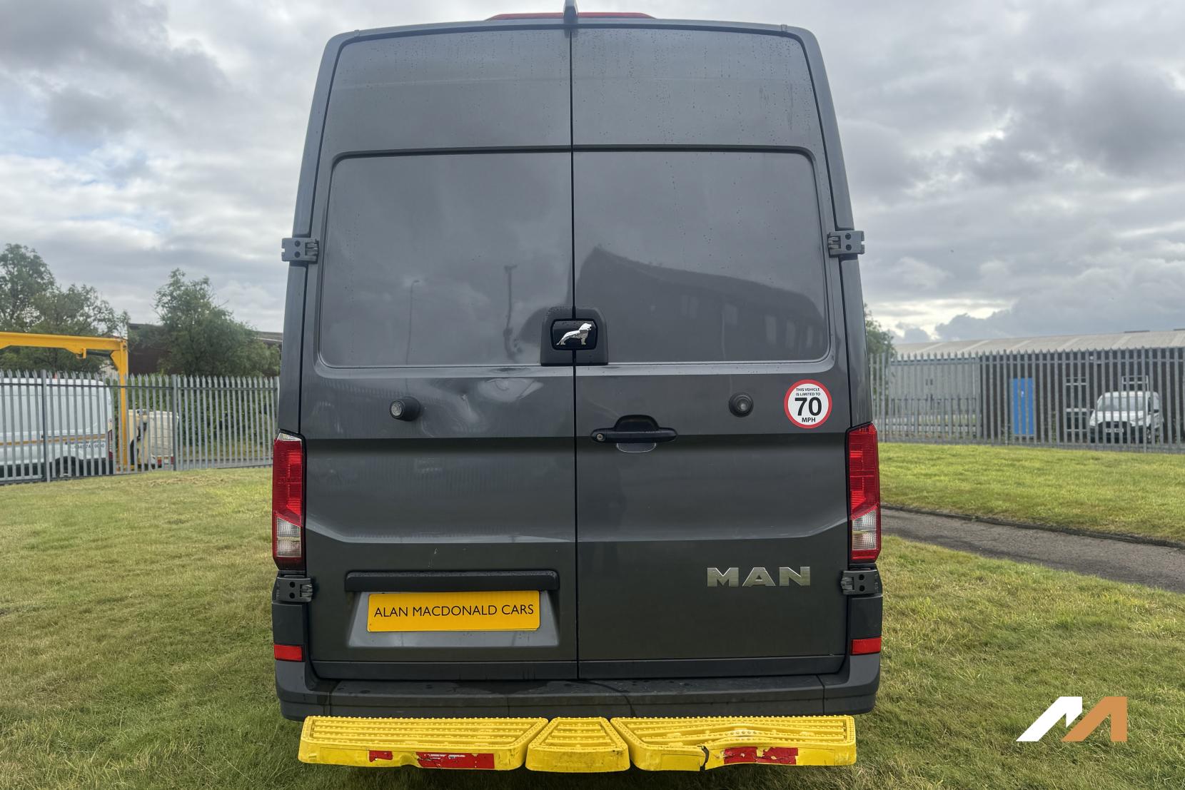 MAN TGE 2.0 3140d Panel Van 5dr Diesel Manual RWD Standard Medium Roof Euro 6 (s/s) (140 ps)