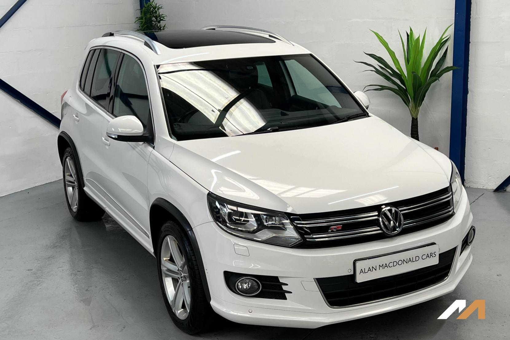 Volkswagen Tiguan 2.0 TDI BlueMotion Tech R-Line SUV 5dr Diesel Manual 4WD Euro 5 (s/s) (170 ps)