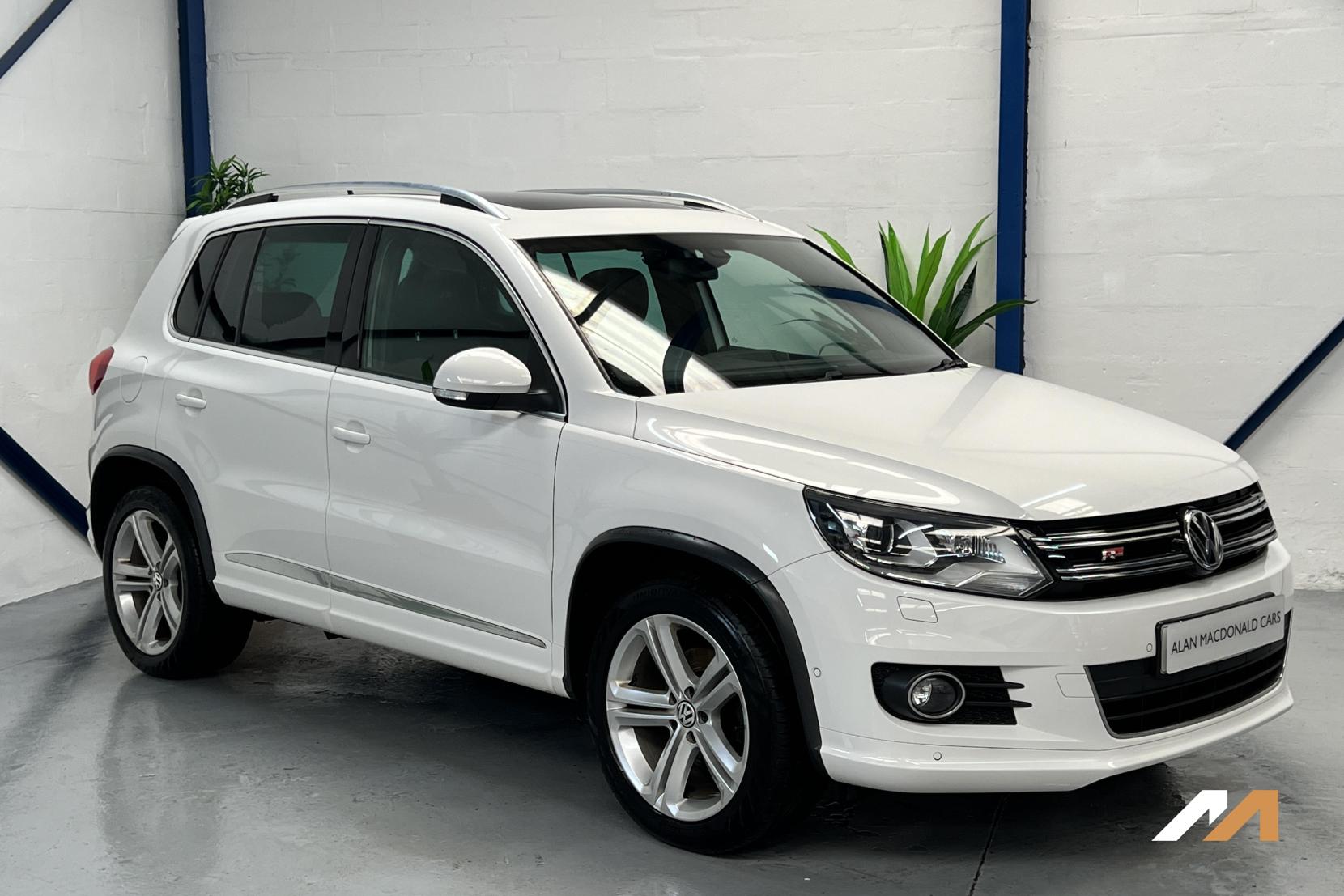 Volkswagen Tiguan 2.0 TDI BlueMotion Tech R-Line SUV 5dr Diesel Manual 4WD Euro 5 (s/s) (170 ps)