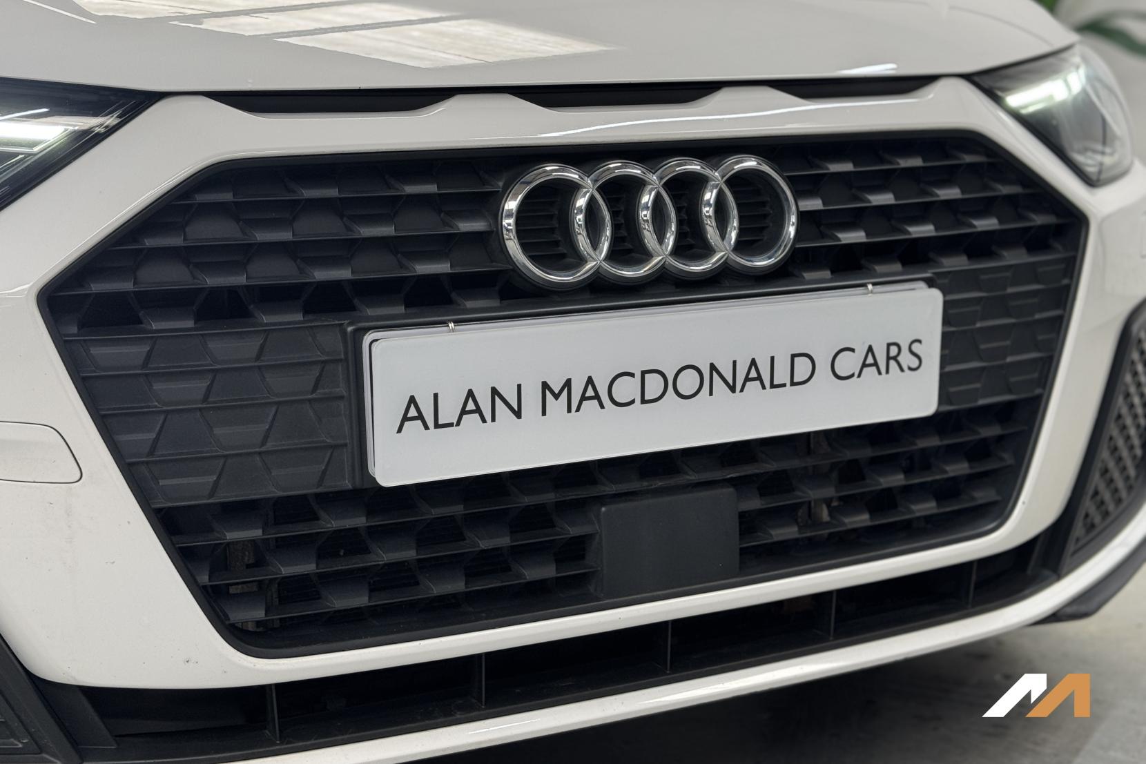 Audi A1 1.0 TFSI 25 Technik Sportback 5dr Petrol Manual Euro 6 (s/s) (95 ps)