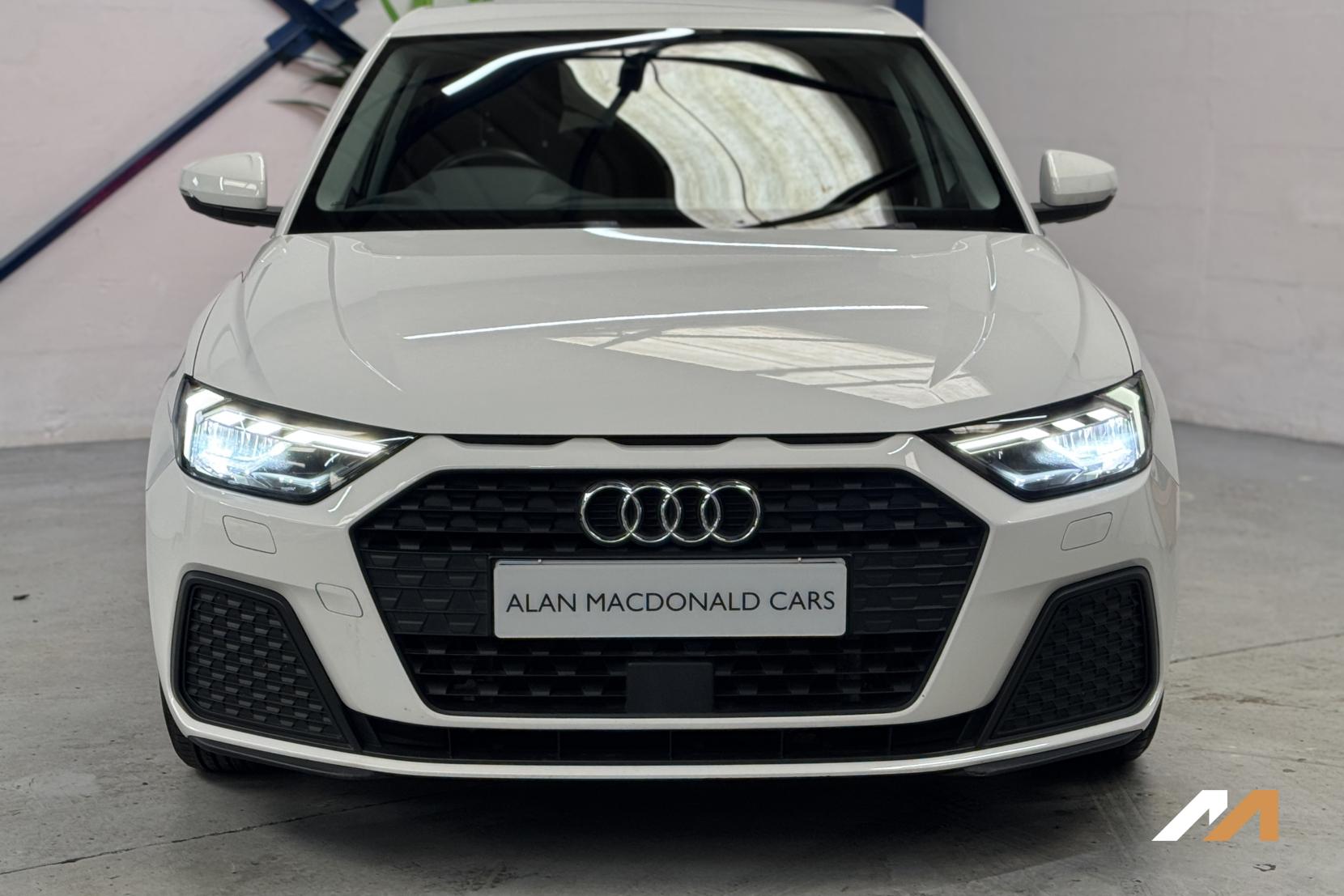 Audi A1 1.0 TFSI 25 Technik Sportback 5dr Petrol Manual Euro 6 (s/s) (95 ps)