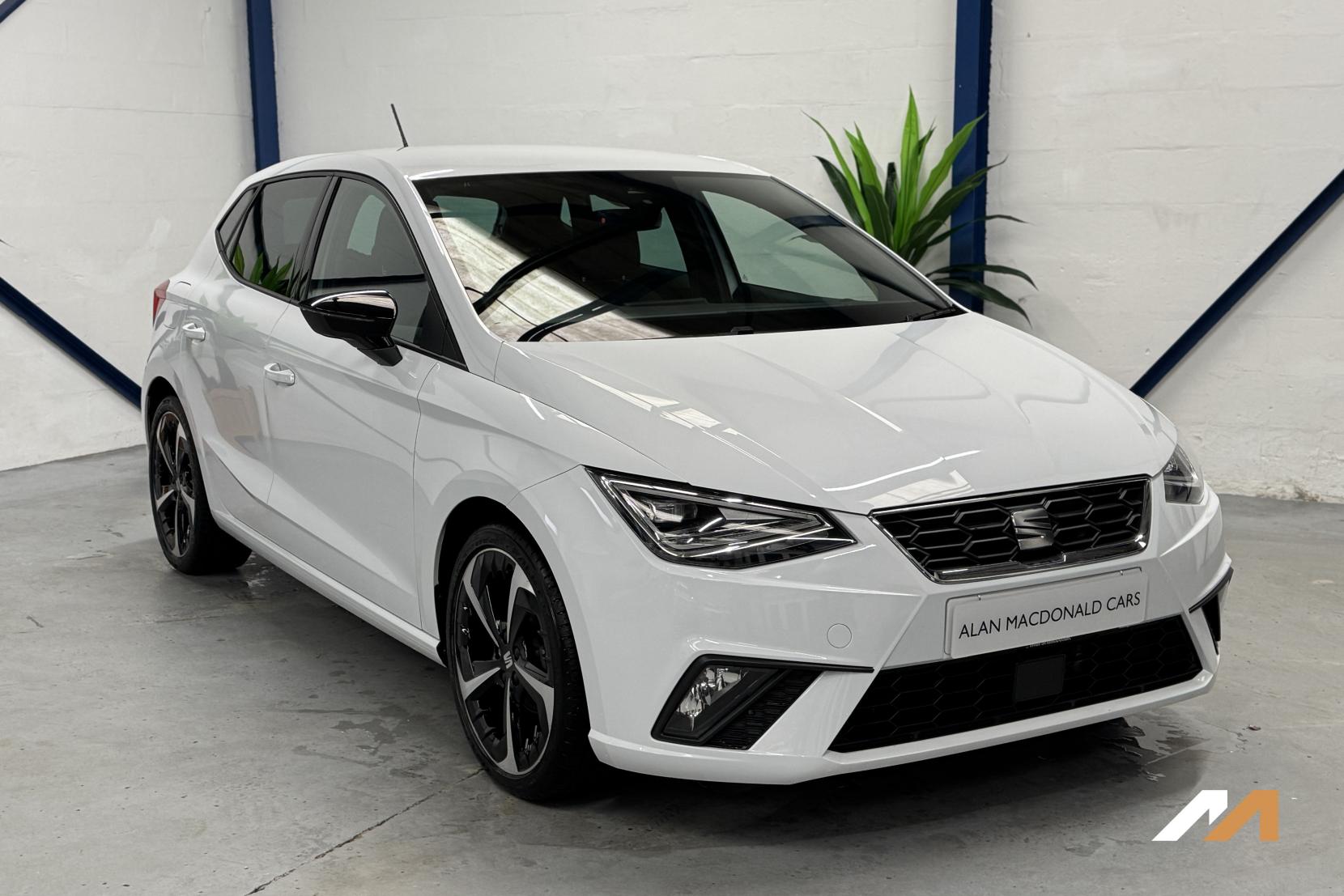 SEAT Ibiza 1.0 TSI FR Sport Hatchback 5dr Petrol Manual Euro 6 (s/s) (95 ps)
