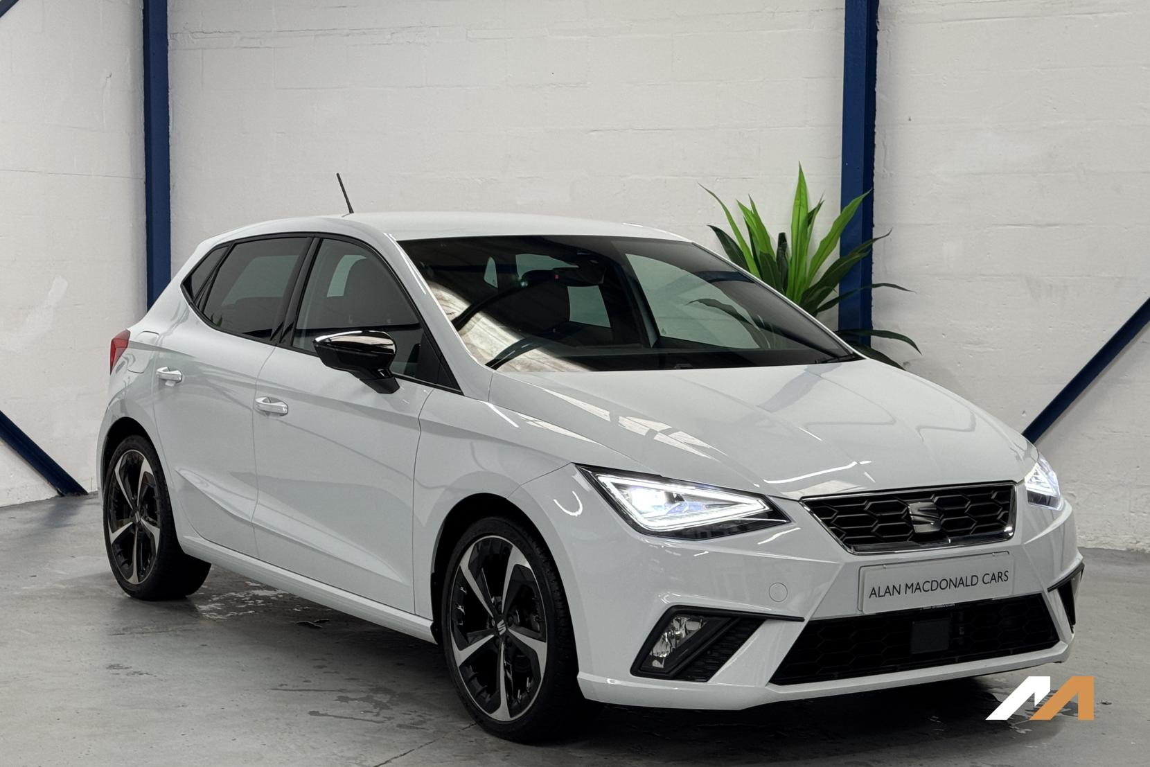 SEAT Ibiza 1.0 TSI FR Sport Hatchback 5dr Petrol Manual Euro 6 (s/s) (95 ps)
