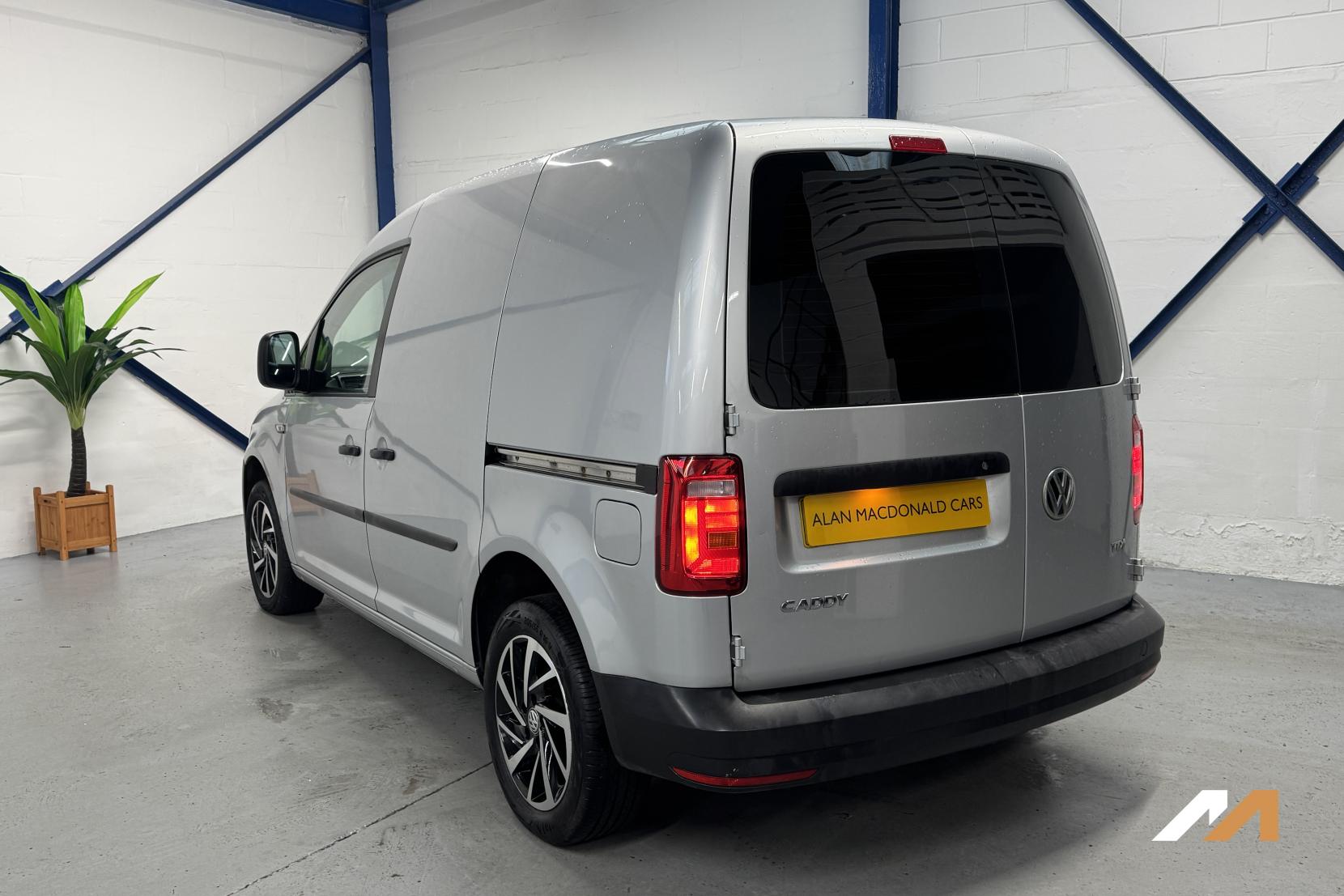 Volkswagen Caddy 2.0 TDI C20 BlueMotion Tech Startline Panel Van 5dr Diesel Manual SWB Euro 6 (s/s) (102 ps)