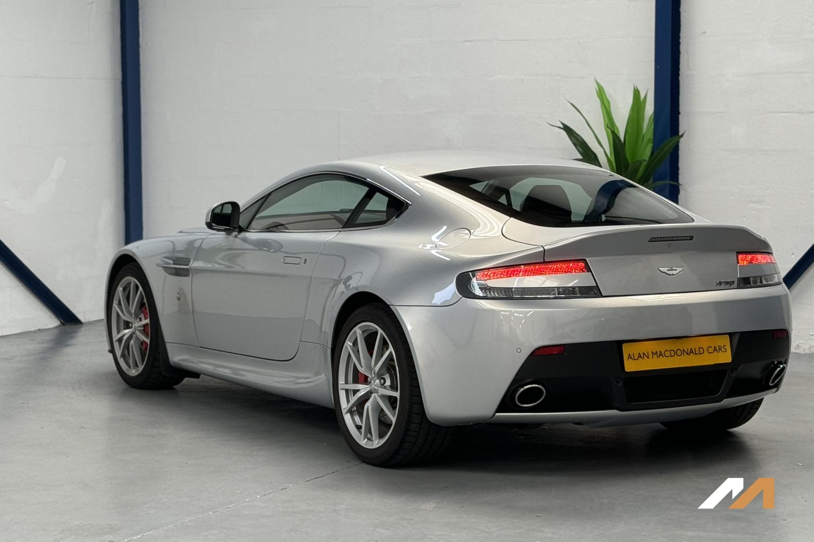 Aston Martin V8 Vantage Aston Martin Vantage 4.7 V8 Coupe 2dr Petrol Manual 