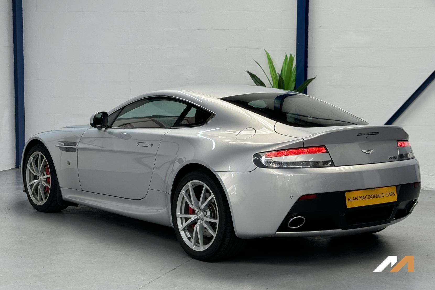 Aston Martin V8 Vantage Aston Martin Vantage 4.7 V8 Coupe 2dr Petrol Manual 