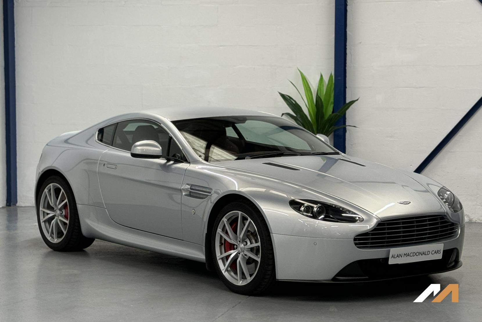 Aston Martin V8 Vantage Aston Martin Vantage 4.7 V8 Coupe 2dr Petrol Manual 