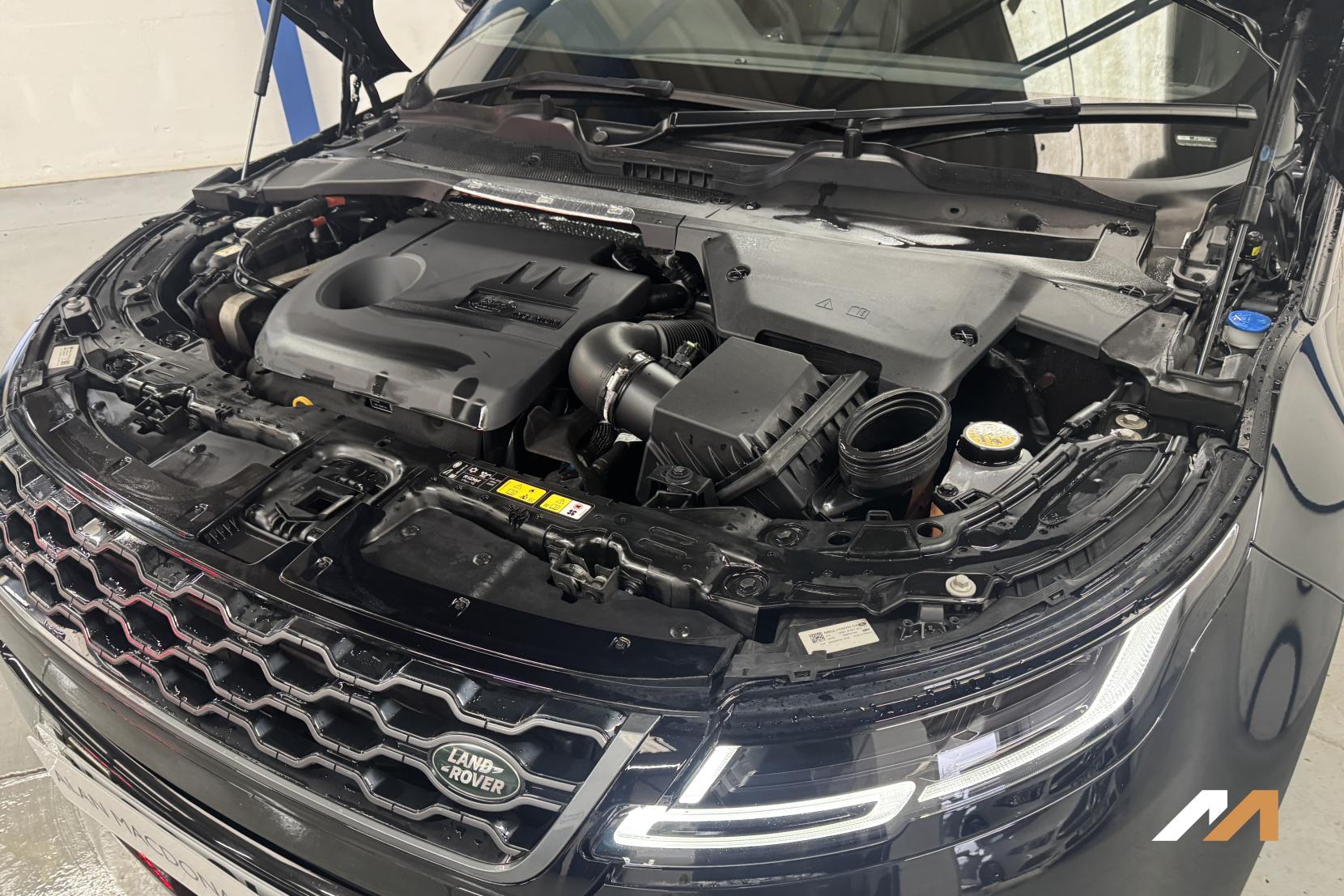 Land Rover Range Rover Evoque 1.5 P300e 12.2kWh R-Dynamic SE SUV 5dr Petrol Plug-in Hybrid Auto 4WD Euro 6 (s/s) (309 ps)