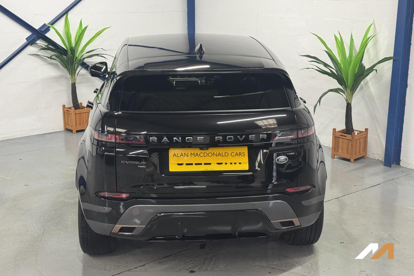 Land Rover Range Rover Evoque 1.5 P300e 12.2kWh R-Dynamic SE SUV 5dr Petrol Plug-in Hybrid Auto 4WD Euro 6 (s/s) (309 ps)