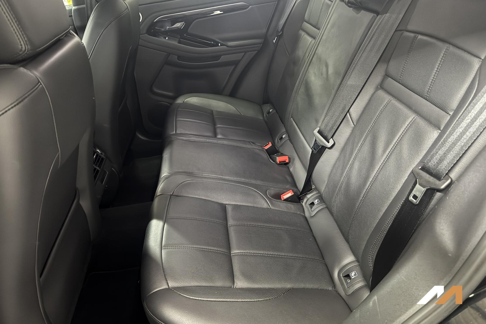 Land Rover Range Rover Evoque 1.5 P300e 12.2kWh R-Dynamic SE SUV 5dr Petrol Plug-in Hybrid Auto 4WD Euro 6 (s/s) (309 ps)