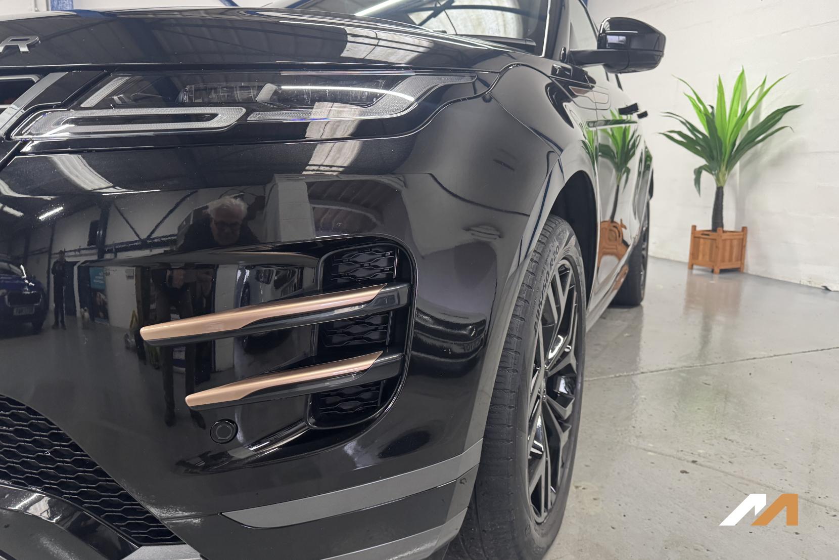 Land Rover Range Rover Evoque 1.5 P300e 12.2kWh R-Dynamic SE SUV 5dr Petrol Plug-in Hybrid Auto 4WD Euro 6 (s/s) (309 ps)