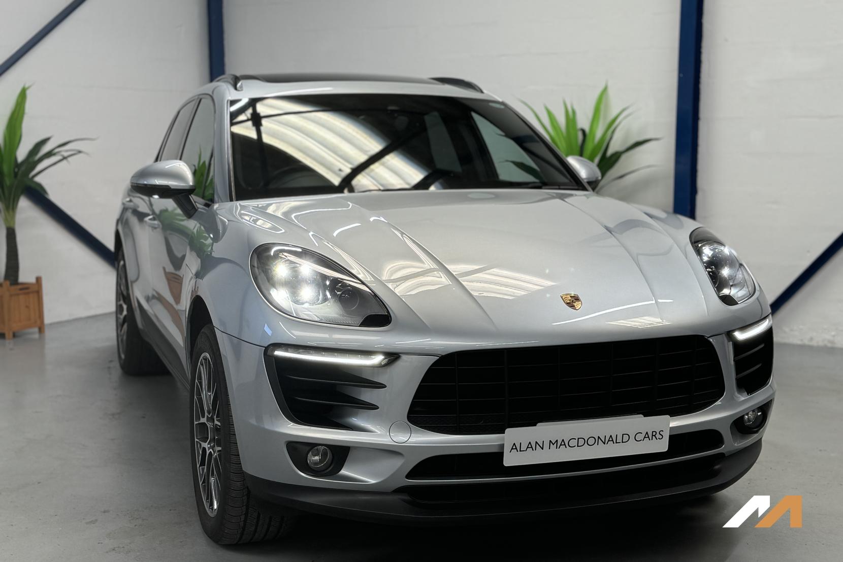 Porsche Macan 3.0 TD V6 S SUV 5dr Diesel PDK 4WD Euro 6 (s/s) (258 ps)