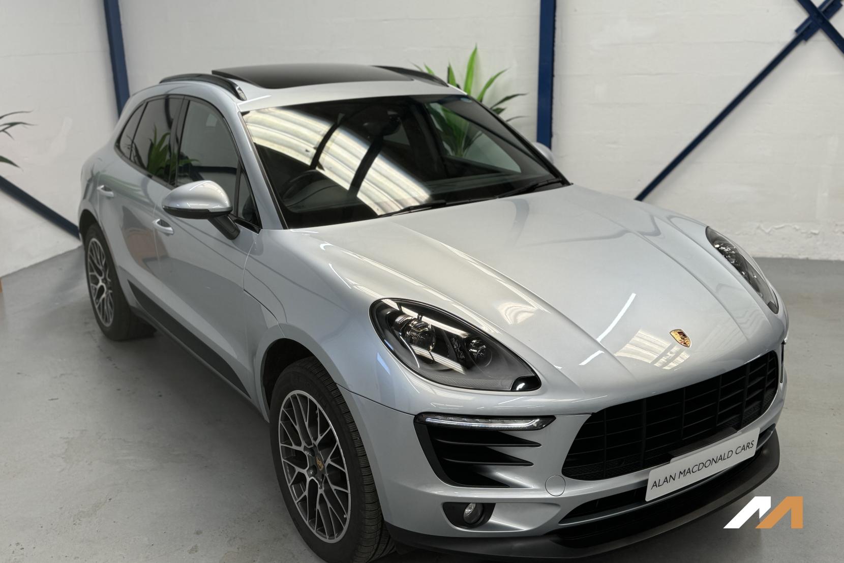 Porsche Macan 3.0 TD V6 S SUV 5dr Diesel PDK 4WD Euro 6 (s/s) (258 ps)