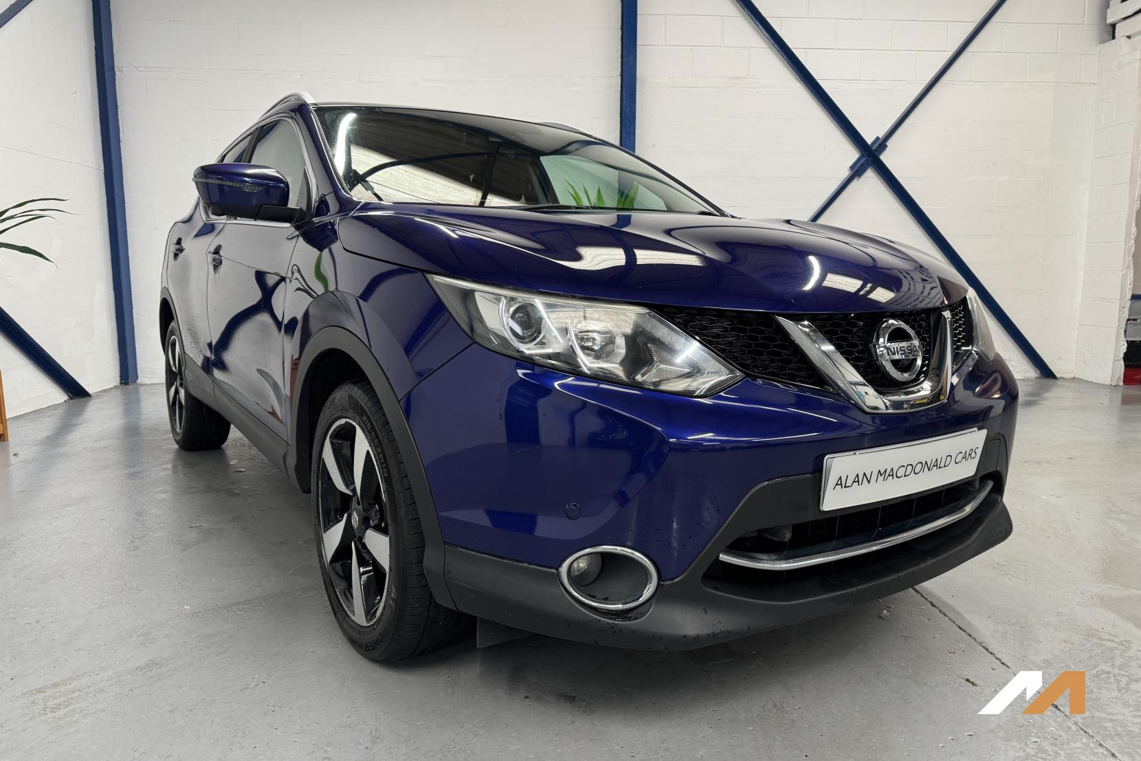 Nissan Qashqai 1.5 dCi n-tec+ SUV 5dr Diesel Manual 2WD Euro 5 (s/s) (110 ps)