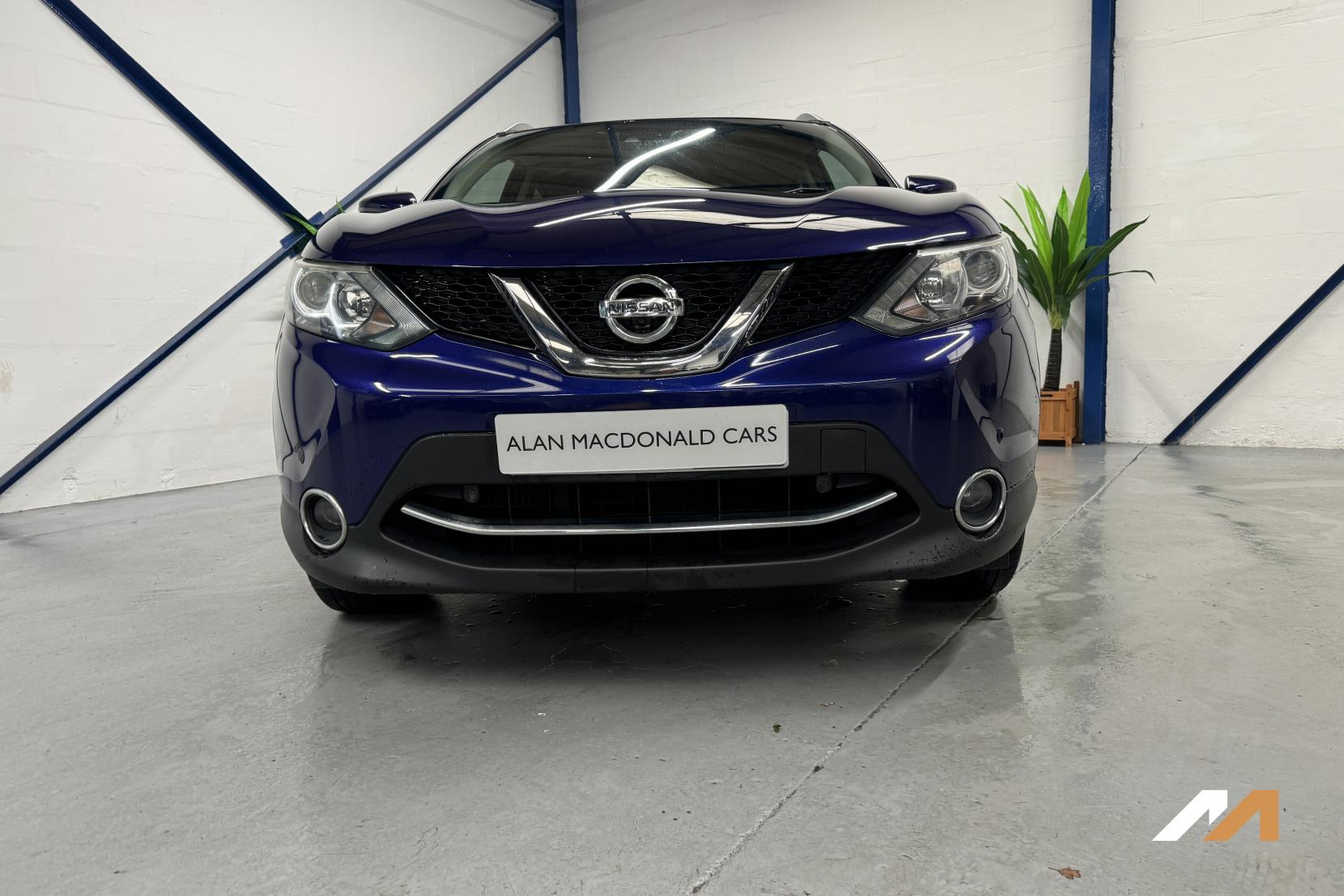 Nissan Qashqai 1.5 dCi n-tec+ SUV 5dr Diesel Manual 2WD Euro 5 (s/s) (110 ps)