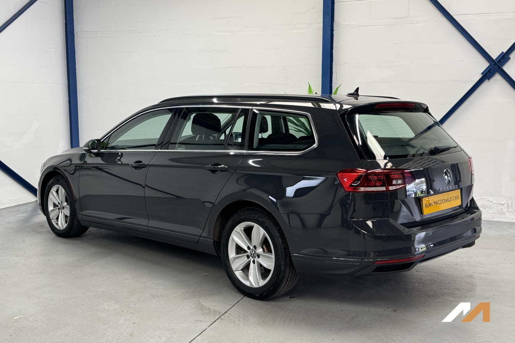 Volkswagen Passat 2.0 TDI EVO SE Nav Estate 5dr Diesel DSG Euro 6 (s/s) (150 ps)