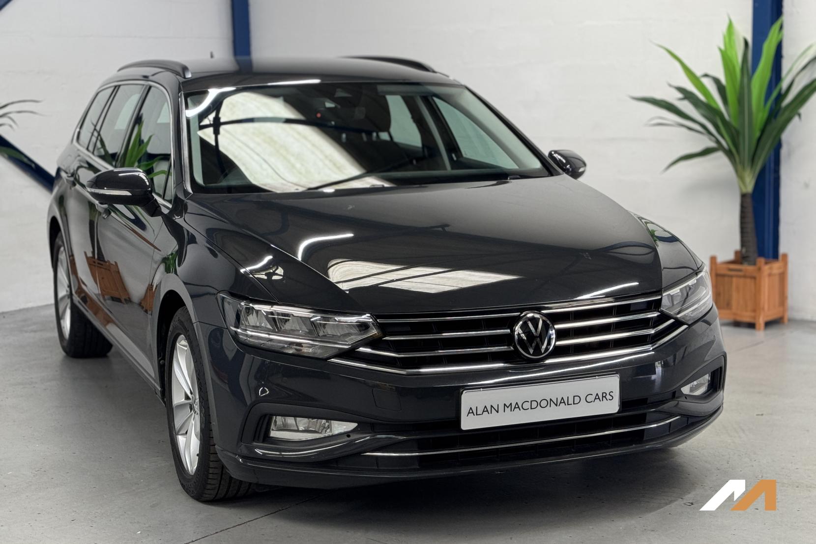 Volkswagen Passat 2.0 TDI EVO SE Nav Estate 5dr Diesel DSG Euro 6 (s/s) (150 ps)