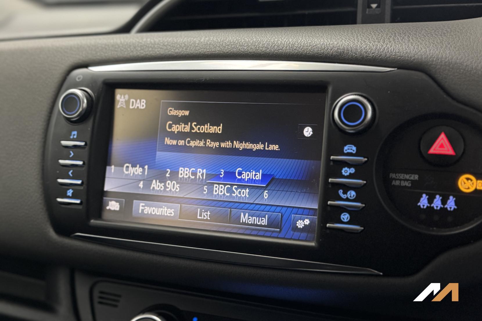 Toyota Yaris 1.5 VVT-h Icon Hatchback 5dr Petrol Hybrid E-CVT Euro 6 (s/s) (100 ps)