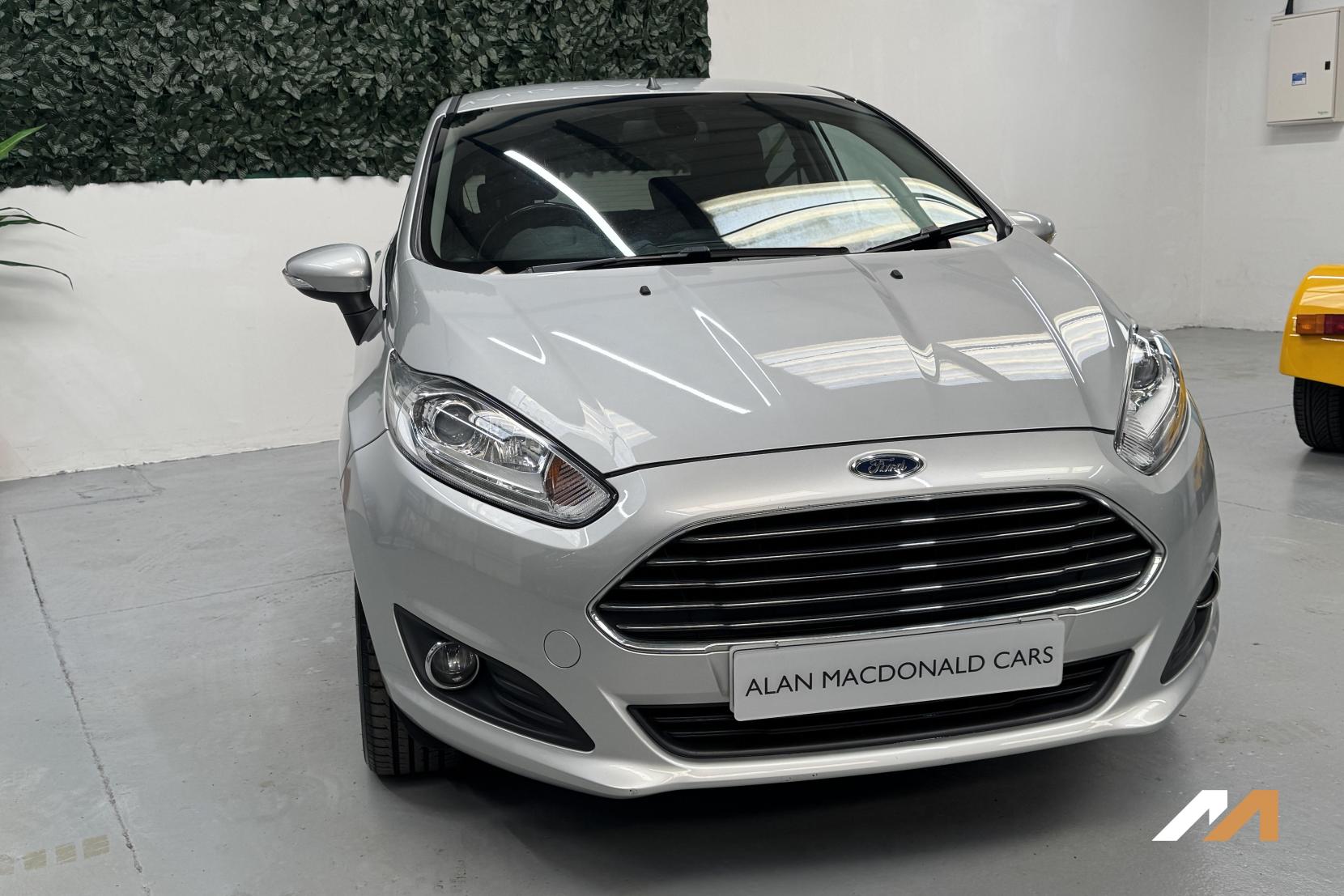 Ford Fiesta 1.0T EcoBoost Titanium Hatchback 5dr Petrol Manual Euro 6 (s/s) (100 ps)