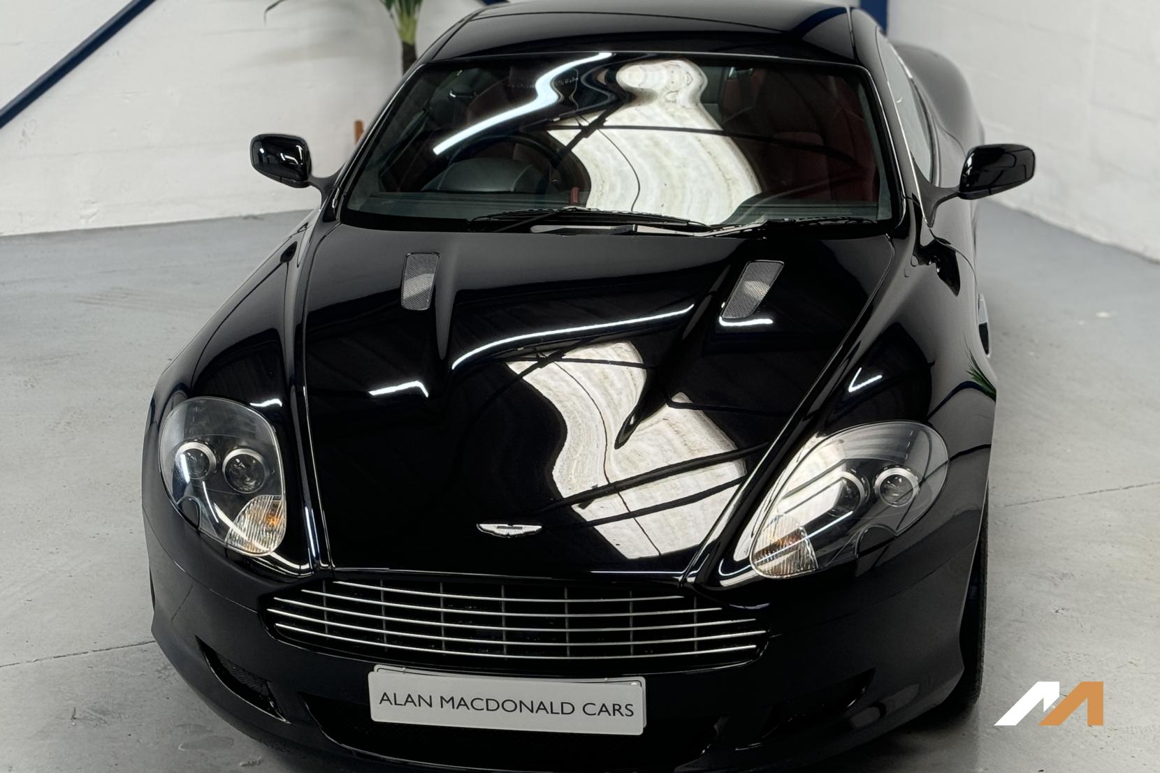 Aston Martin DB9 6.0 Coupe (2003 - 2008)