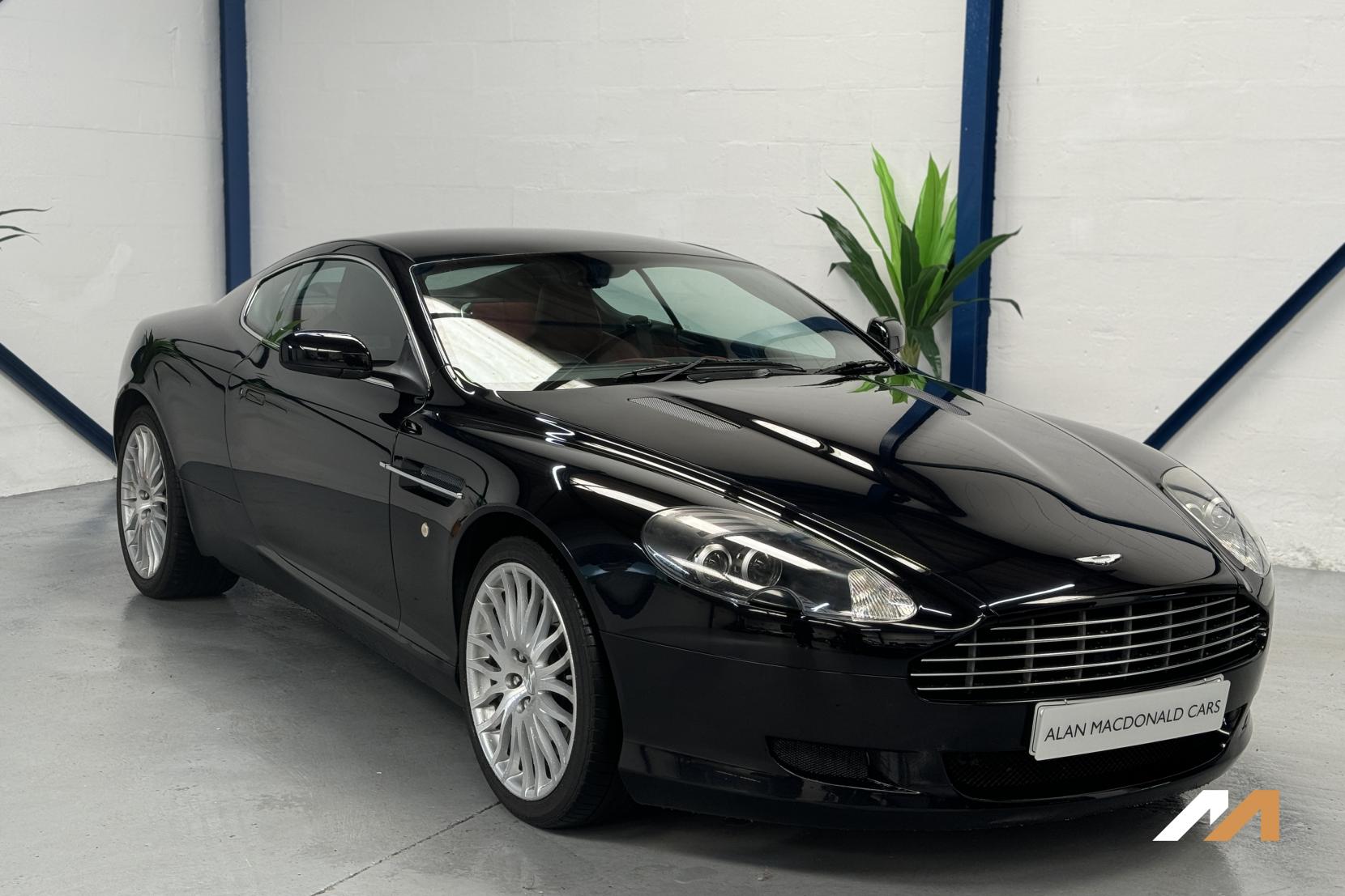 Aston Martin DB9 6.0 Coupe (2003 - 2008)