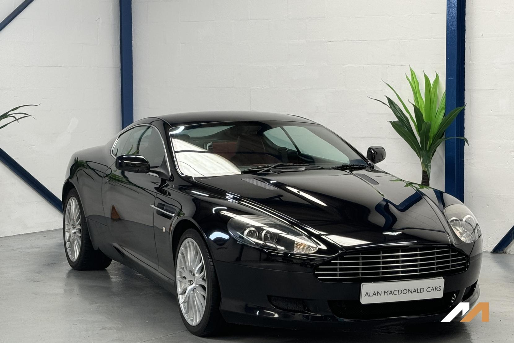 Aston Martin DB9 6.0 Coupe (2003 - 2008)