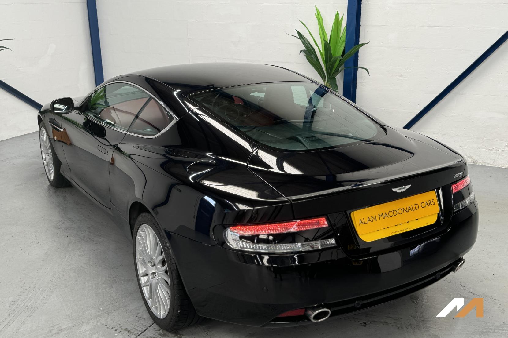 Aston Martin DB9 6.0 Coupe (2003 - 2008)