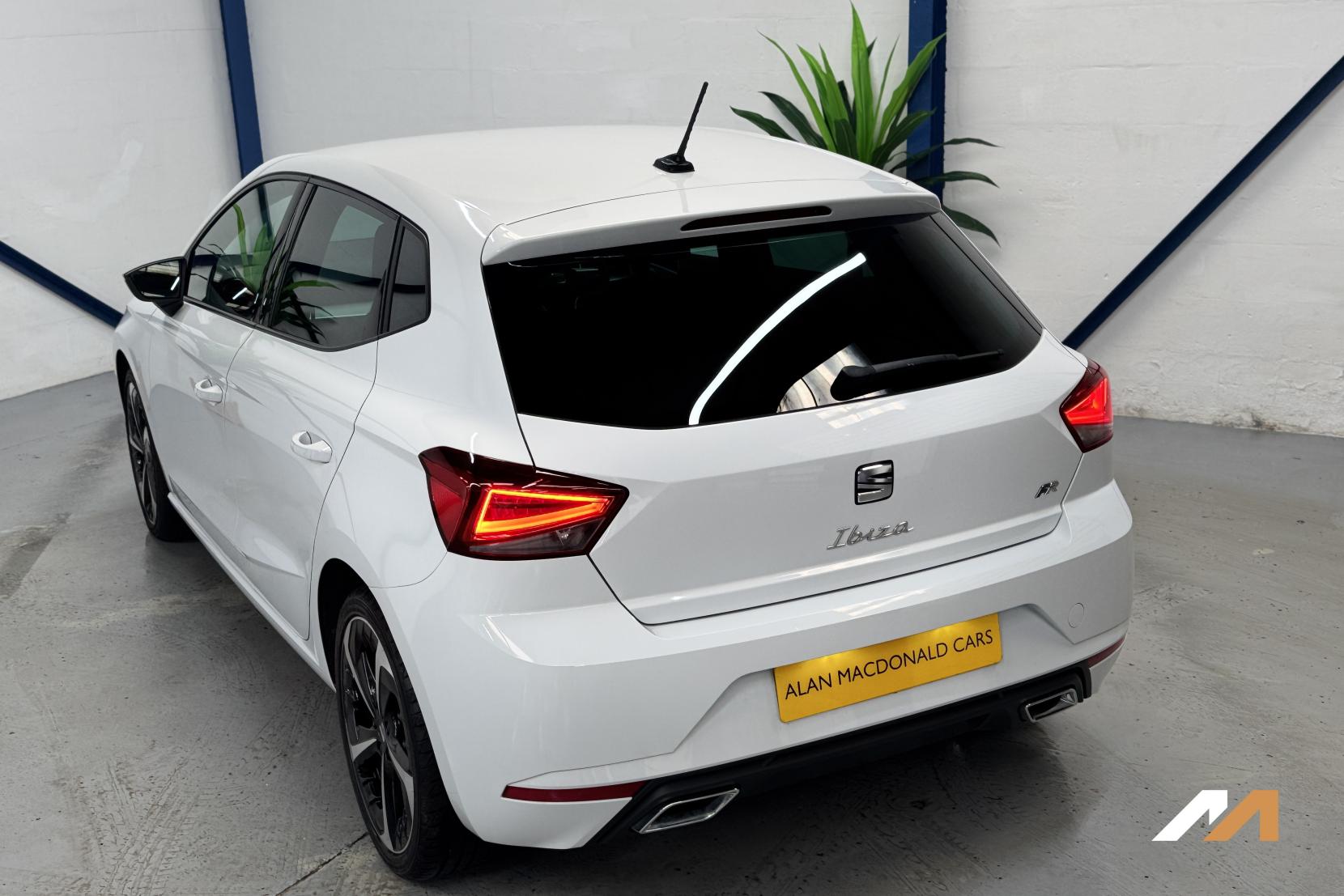 SEAT Ibiza 1.0 TSI FR Sport Hatchback 5dr Petrol Manual Euro 6 (s/s) (110 ps)