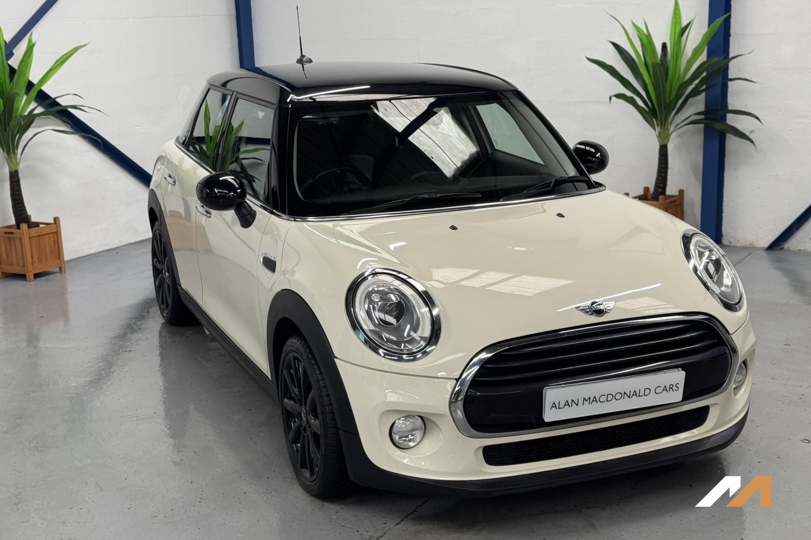 MINI Hatch 1.5 Cooper Hatchback 5dr Petrol Steptronic Euro 6 (s/s) (136 ps)