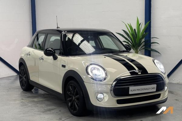MINI Hatch 1.5 Cooper Hatchback 5dr Petrol Steptronic Euro 6 (s/s) (136 ps)