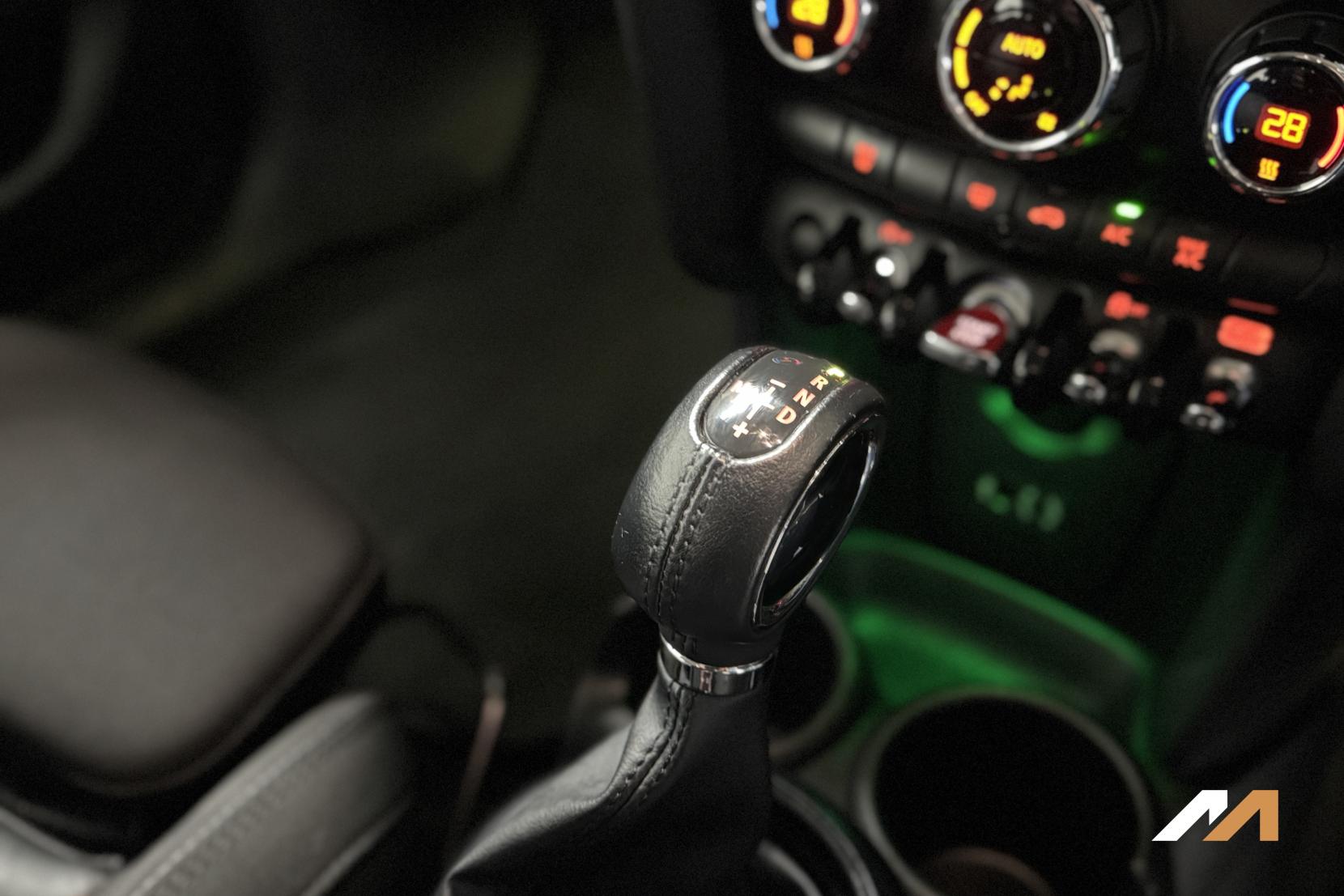 MINI Hatch 1.5 Cooper Hatchback 5dr Petrol Steptronic Euro 6 (s/s) (136 ps)