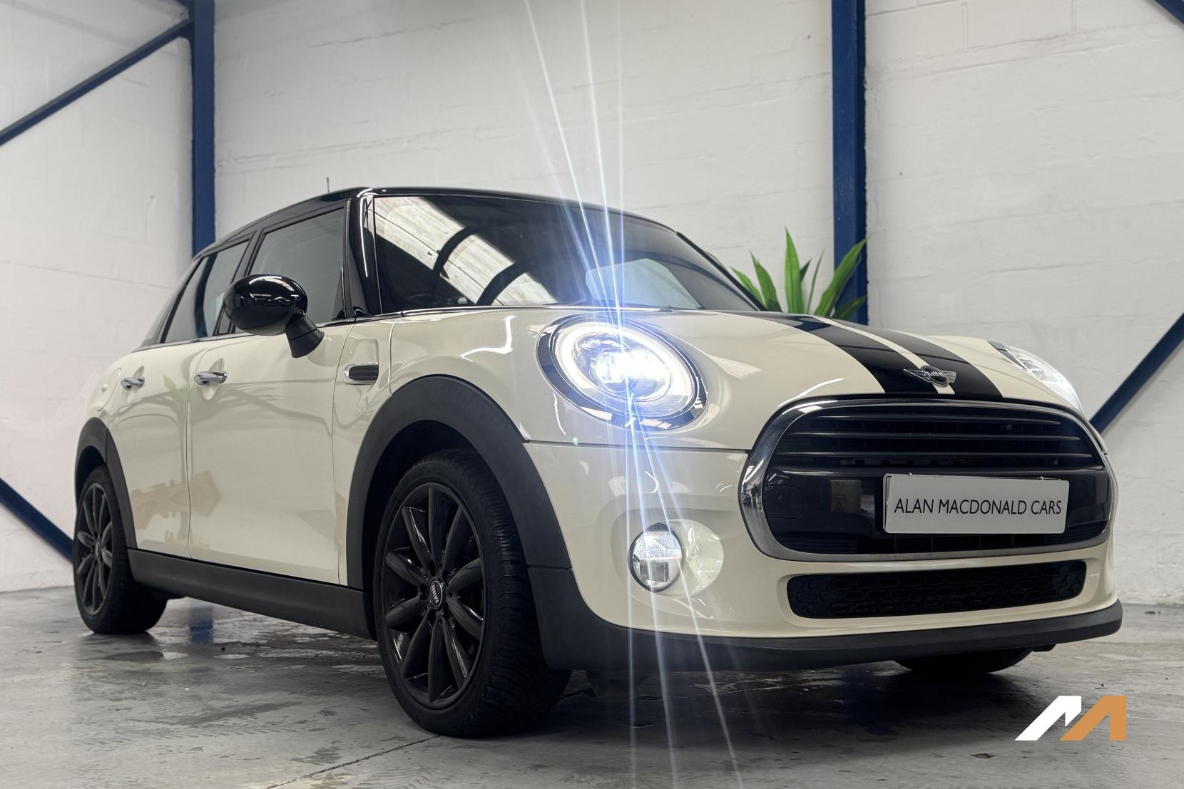 MINI Hatch 1.5 Cooper Hatchback 5dr Petrol Steptronic Euro 6 (s/s) (136 ps)