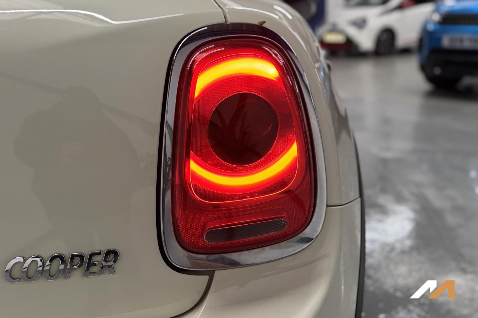 MINI Hatch 1.5 Cooper Hatchback 5dr Petrol Steptronic Euro 6 (s/s) (136 ps)