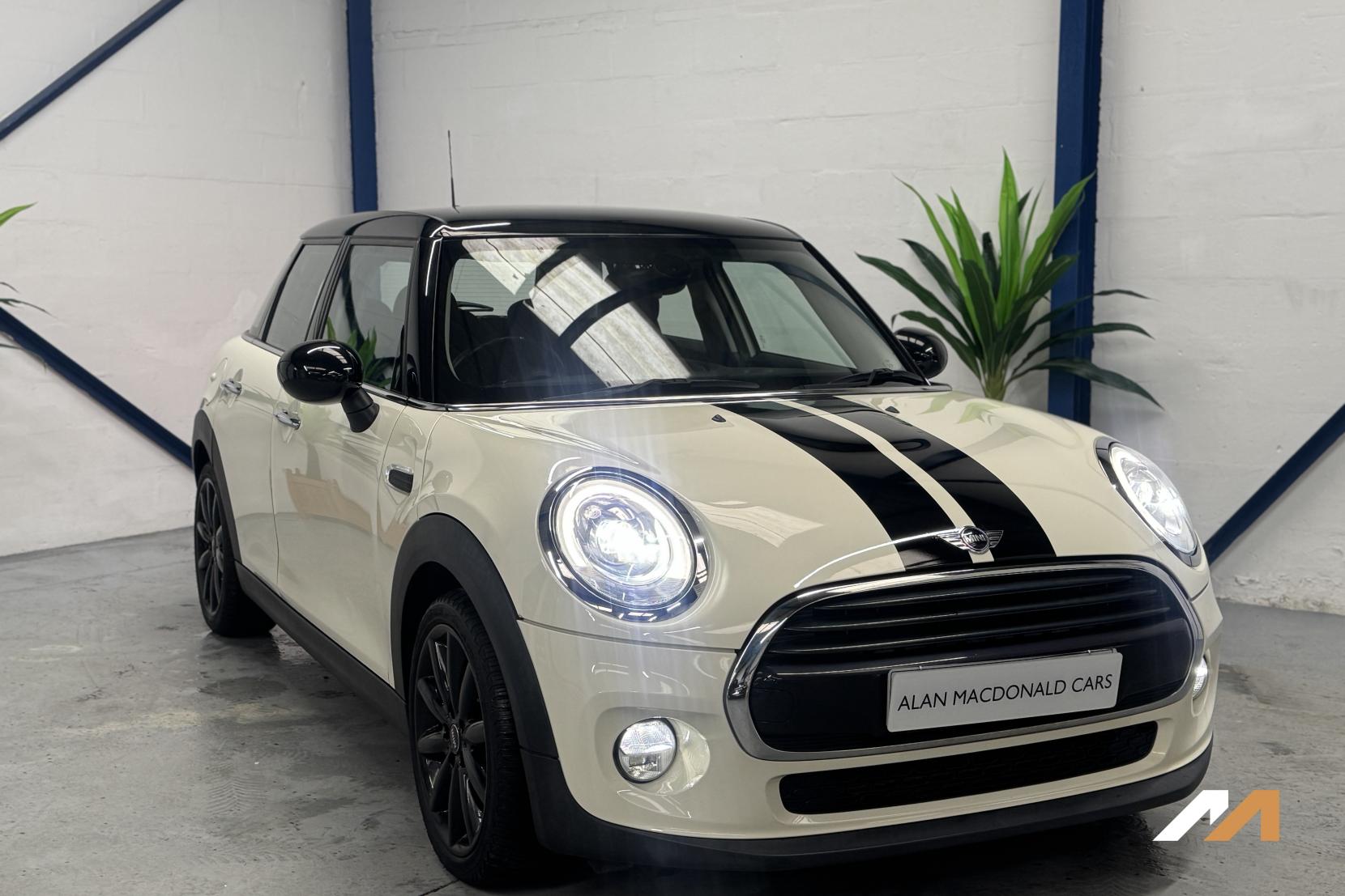 MINI Hatch 1.5 Cooper Hatchback 5dr Petrol Steptronic Euro 6 (s/s) (136 ps)