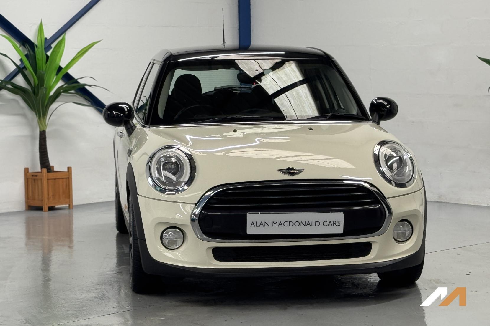 MINI Hatch 1.5 Cooper Hatchback 5dr Petrol Steptronic Euro 6 (s/s) (136 ps)