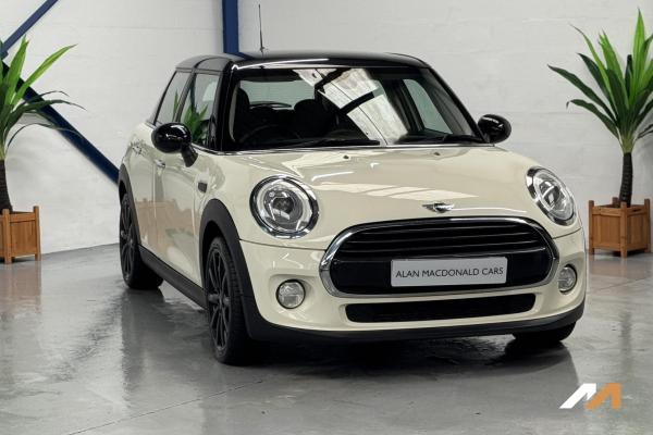 MINI Hatch 1.5 Cooper Hatchback 5dr Petrol Steptronic Euro 6 (s/s) (136 ps)